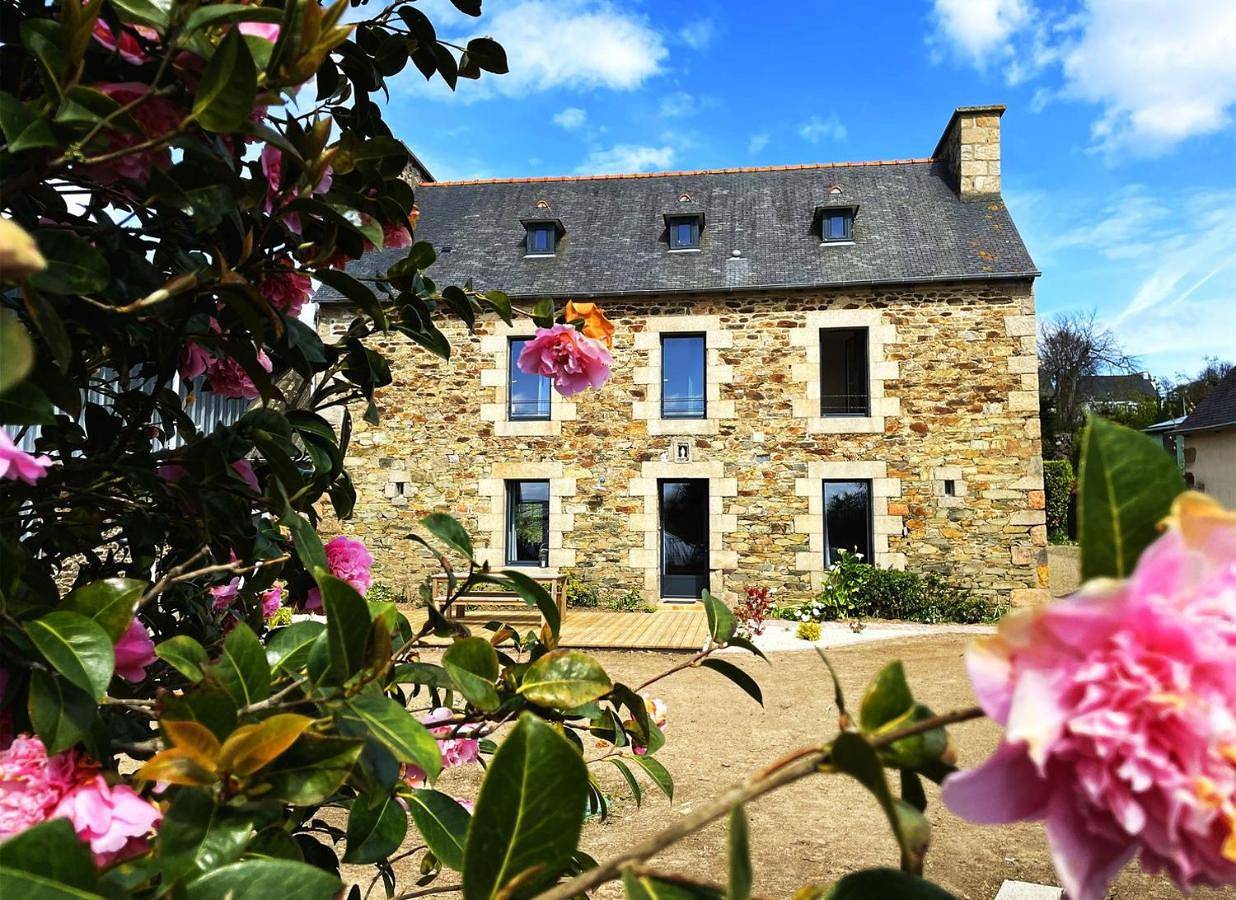 Holiday Home in Ploubazlanec, Côte de Goëlo
