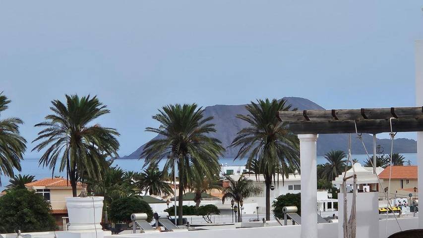 Casa rural para 4 personas, con piscina además de jardín y terraza en Corralejo - 3