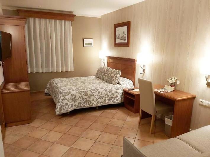 Hôtel pour 2 personnes, avec Terrasse et Jardin à Maçanet de Cabrenys - 4