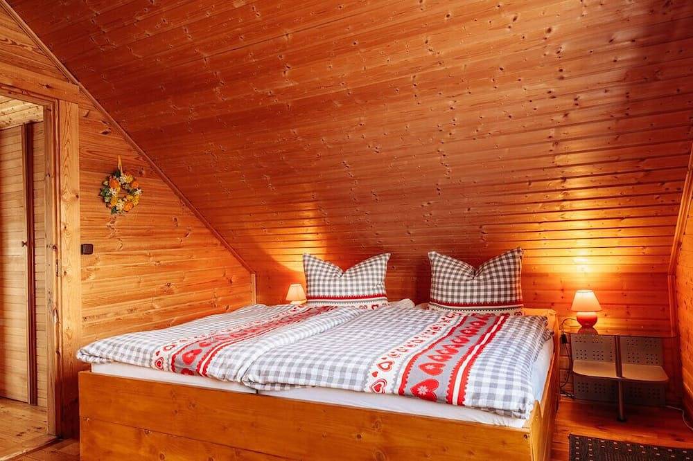 *gemütliches Holzhaus, ca 80qm mit eingezäuntem Garten-Hunde willk.-Wlan inkl in Bad Sachsa, Harzvorland
