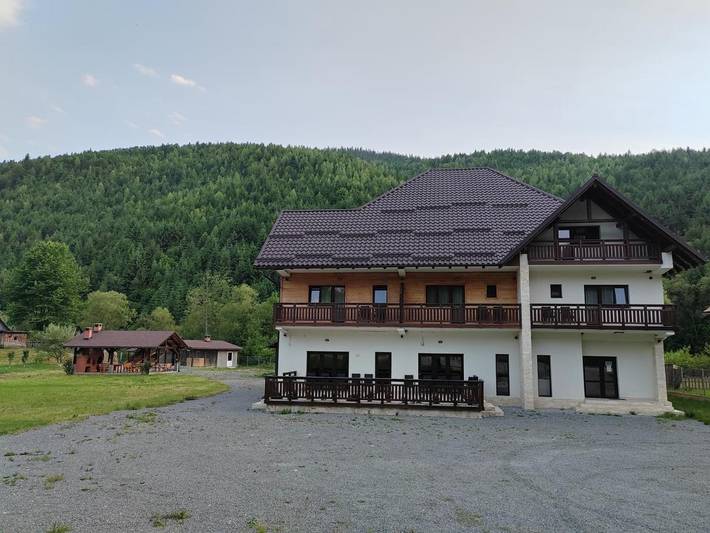 Maison d’hôte pour 18 personnes, avec jardin ainsi que jacuzzi et sauna à Alba (Romania)