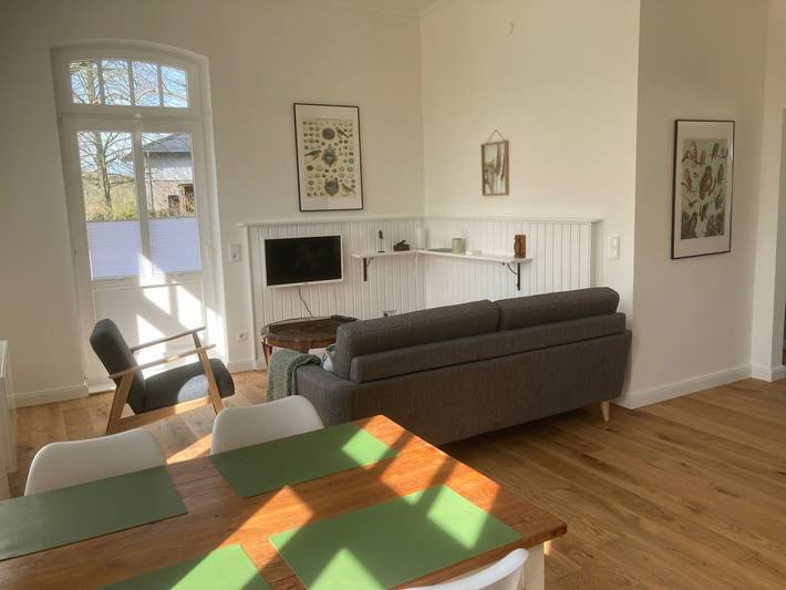 Ganze Ferienwohnung, 3-Raum Ferienwohnung "Parkwohnung" in Nübel, Grünes Binnenland