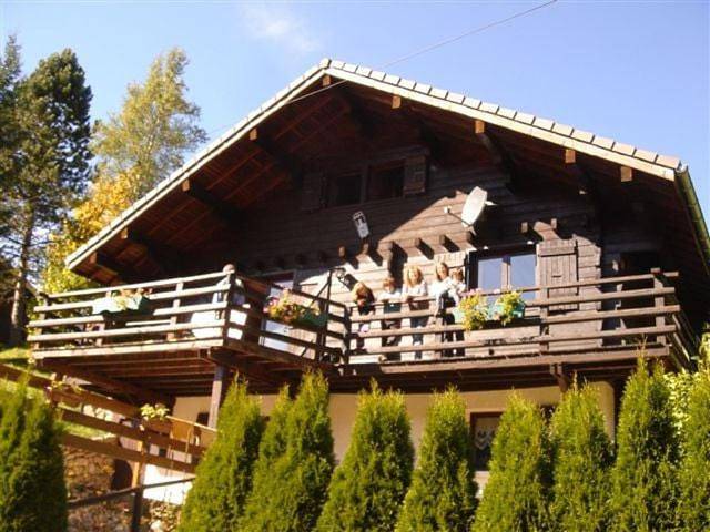 Three-Bedroom Chalet in Station de Pré Poncet, Mouthe-Lac et Mont d’Or