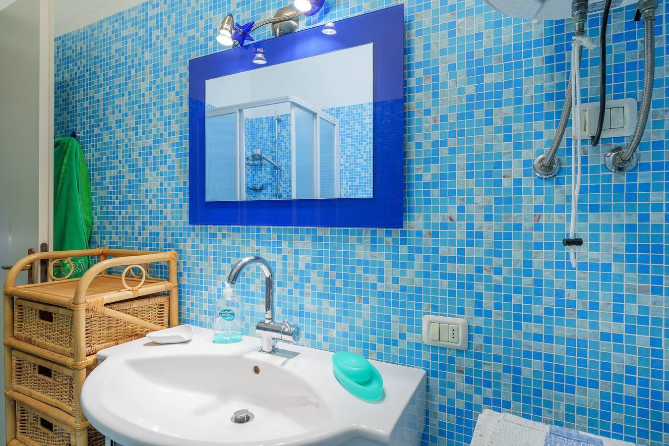 Appartement 'Casa Vacanze Ribes' met zeezicht, gedeeld zwembad en privéterras, foto 14