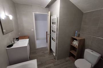 Appartement De Vacances pour 4 Personnes dans Ambérieu-en-Bugey, Belley, Photo 1