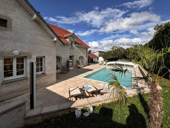 Location de vacances pour 15 personnes, avec piscine et sauna ainsi que jacuzzi et jardin, adapté aux familles à Vigneulles-lès-Hattonchâtel - 4