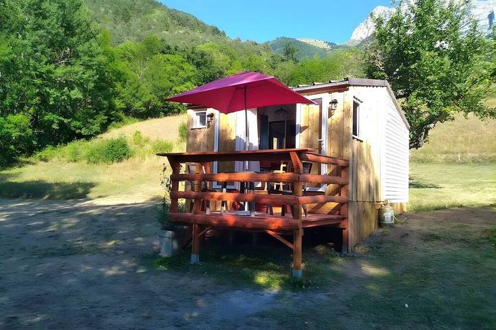 Maison de vacances pour 4 personnes, avec jardin ainsi que piscine et sauna