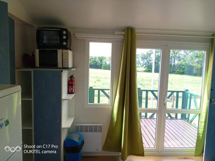 Gîte pour 4 personnes, avec vue ainsi que jardin et terrasse à Lacombe - 4