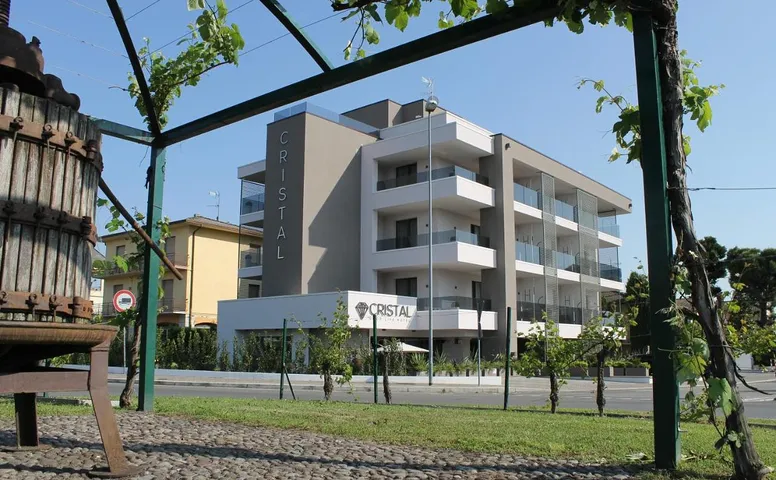 Hotel para 2 personas, con jardín además de jacuzzi y sauna - 1