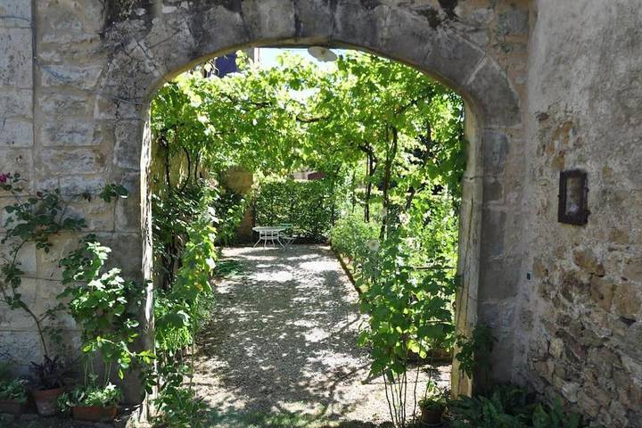 Location de vacances pour 2 personnes, avec jardin et vue à Autoire - 3