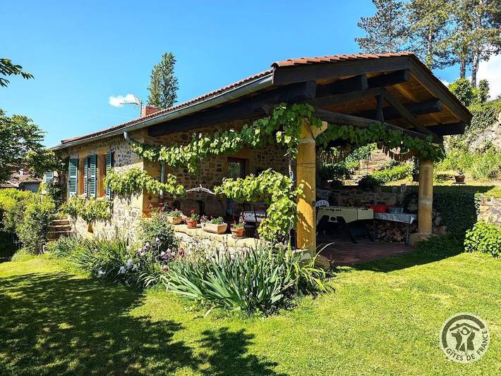 Gîte pour 6 personnes, avec jardin