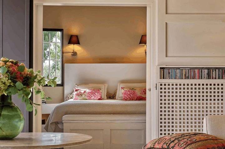 Luxury Villa · Unobstructed Pont du Gard View in Castillon-du-Gard, Region de Nimes