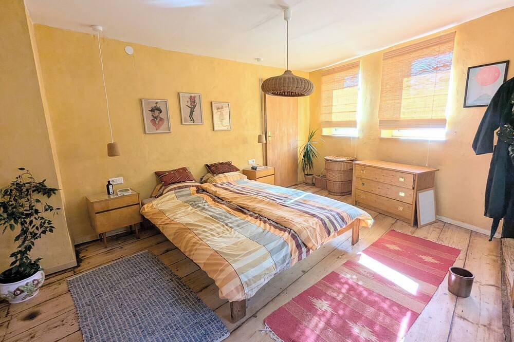 Stilvolles, zentrales Ferienhaus zum Ankommen & Durchatmen in Sangerhausen, Harzvorland