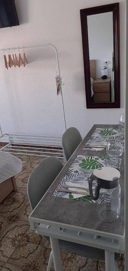 Gîte pour 2 personnes, avec jardin ainsi que vue et terrasse à Sanxenxo - 4