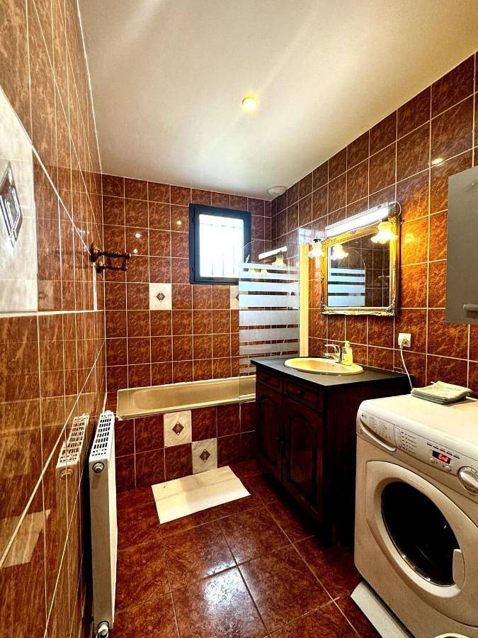 Appartement entier, Maison familiale Vintage à Meaux in Meaux, Seine-et-Marne