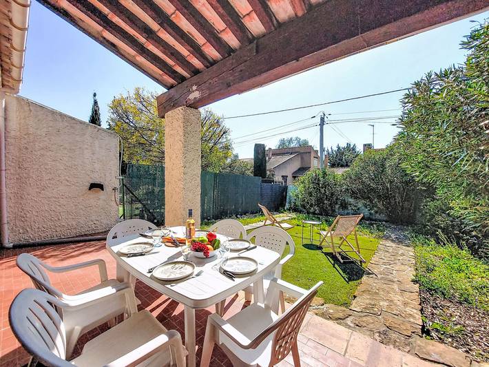 Location de vacances pour 4 personnes, avec terrasse et jardin dans Les Lecques - 2