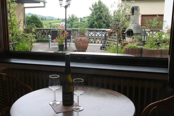 Zimmer für 2 Personen, mit Terrasse an der Mosel