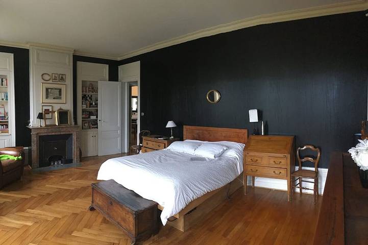 Villa pour 8 personnes, avec balcon ainsi que jardin et jacuzzi à Lyon - 2