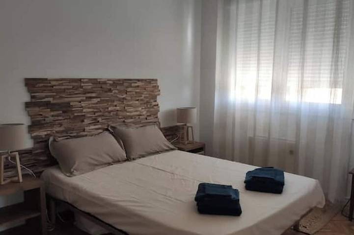 Gîte pour 5 personnes, avec balcon dans Saint-Just (Val-d'Arcomie) - 4