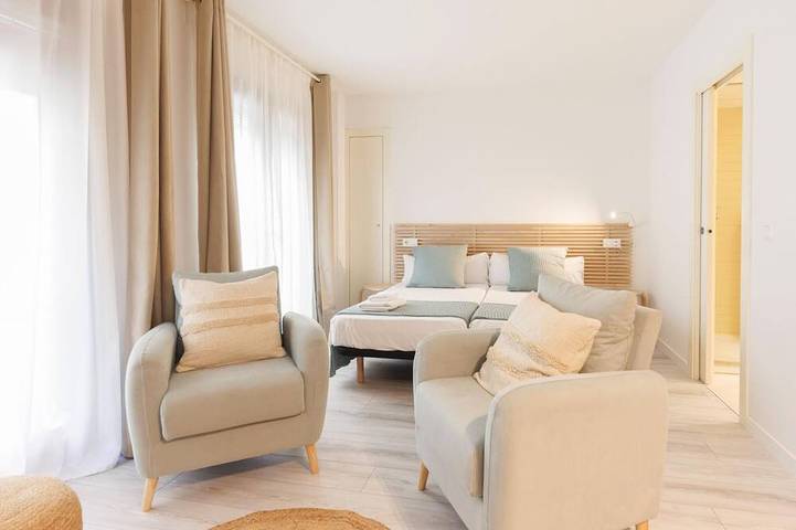 Apartamento entero, Bravissimo Plaça Catalunya 1-2, estudio in Gerona, Gironés