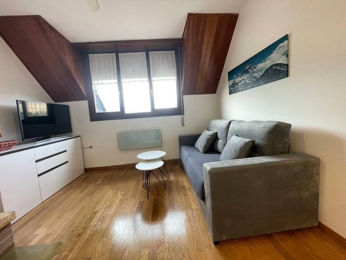 Gîte pour 5 personnes, avec piscine et jardin à Jaca - 3