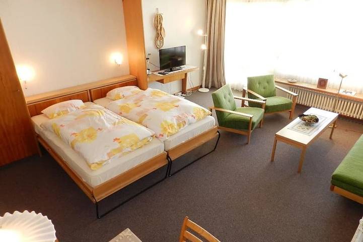 Ganze Wohnung, La Sarine 222 Studio, Dusche oder Bad, Wc 2-Bettwohnung in Gstaad, Saanen