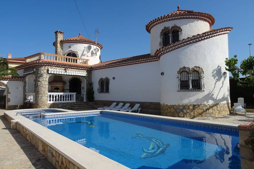 Miami Playa:Large house (max.11p) with pool+pataugoire,ideal for families in Miami Platja, Montroig