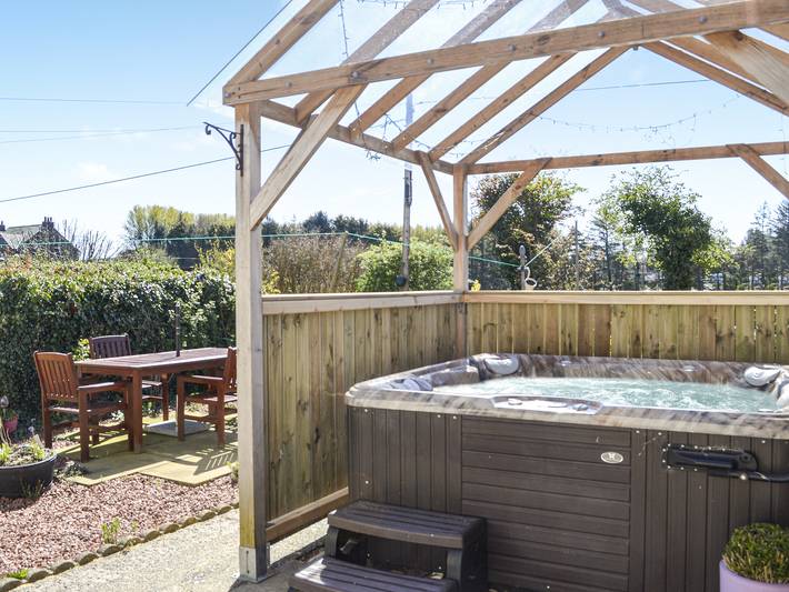 Cottage für 8 Personen, mit Garten - 1