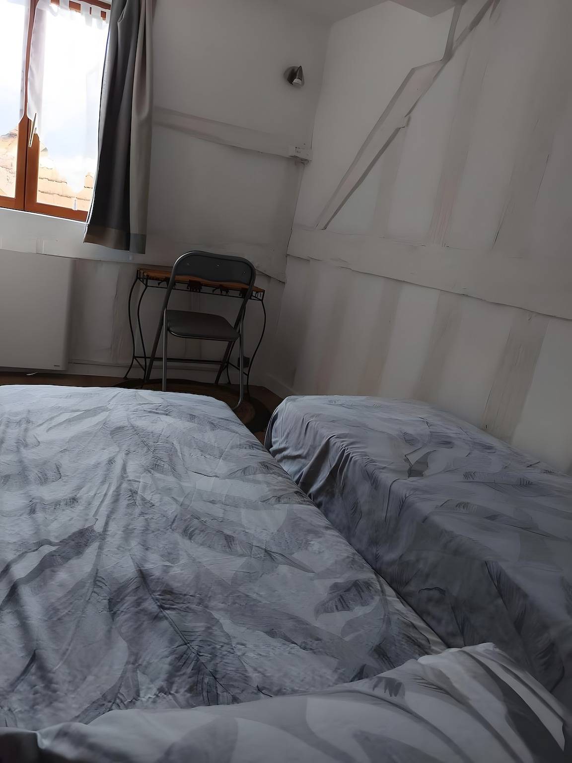 Appartement entier, Appartement 'Cosy Moderne Au Centre De Joigny 4' avec Wi-Fi in Joigny, Région d'Auxerre