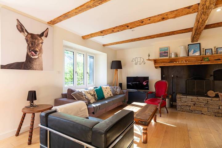 Location de vacances pour 12 personnes, avec jacuzzi ainsi que terrasse et jardin, adapté aux familles à Adervielle-Pouchergues - 2