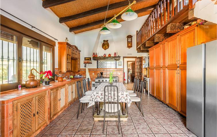 Gemütlicher Rückzugsort mit Pool, Garten, Feuerstelle und Grill in Valverde de Leganés, Badajoz Provinz