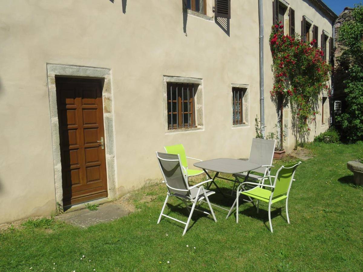 Chez Bernard et Michèle in Manglieu, Parc Naturel Régional Livradois-Forez