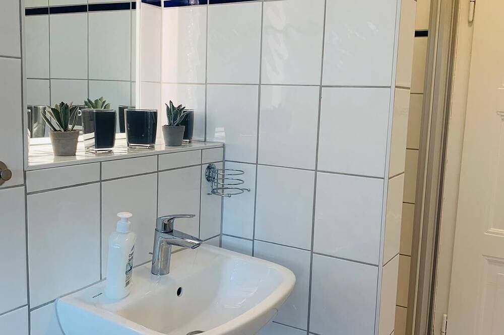 Ganze Wohnung, Frisch renovierte Ferienwohnung Nähe Goitzschesee in Bitterfeld-Wolfen in Bitterfeld, Bitterfeld-Wolfen