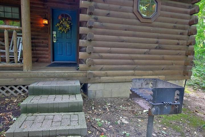 Blockhütte für 2 Personen, mit Balkon und Pool sowie Garten und Whirlpool - 1