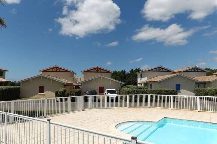 Appartement de vacances pour 6 personnes, avec piscine