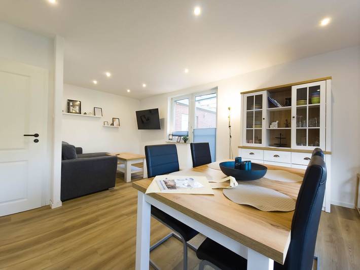 Ferienhaus für 4 Personen, mit Terrasse und Garten in Dornum