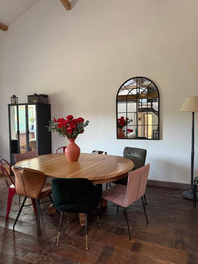 Location de vacances pour 10 personnes, avec Jacuzzi et Terrasse ainsi que Jardin et Piscine à Saint-Romain - 2