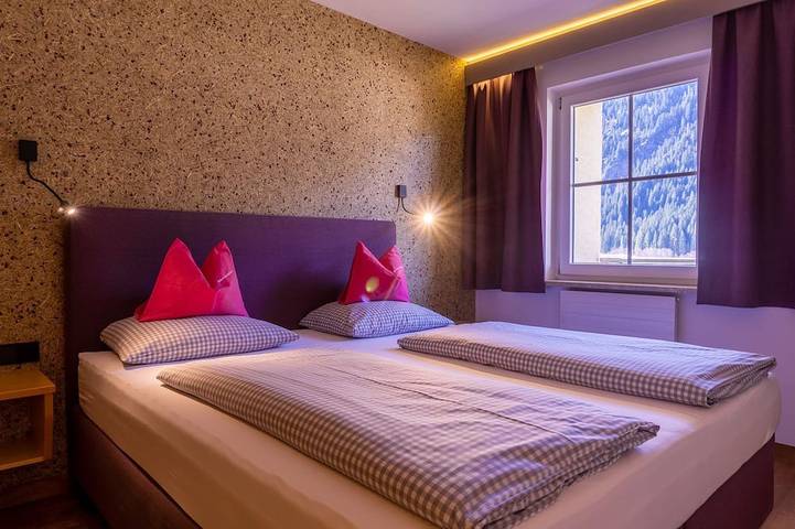 Ganze Wohnung, Nr. 8 Bergaster - Haus fern in Grän, Allgäuer Alpen (Österreich)
