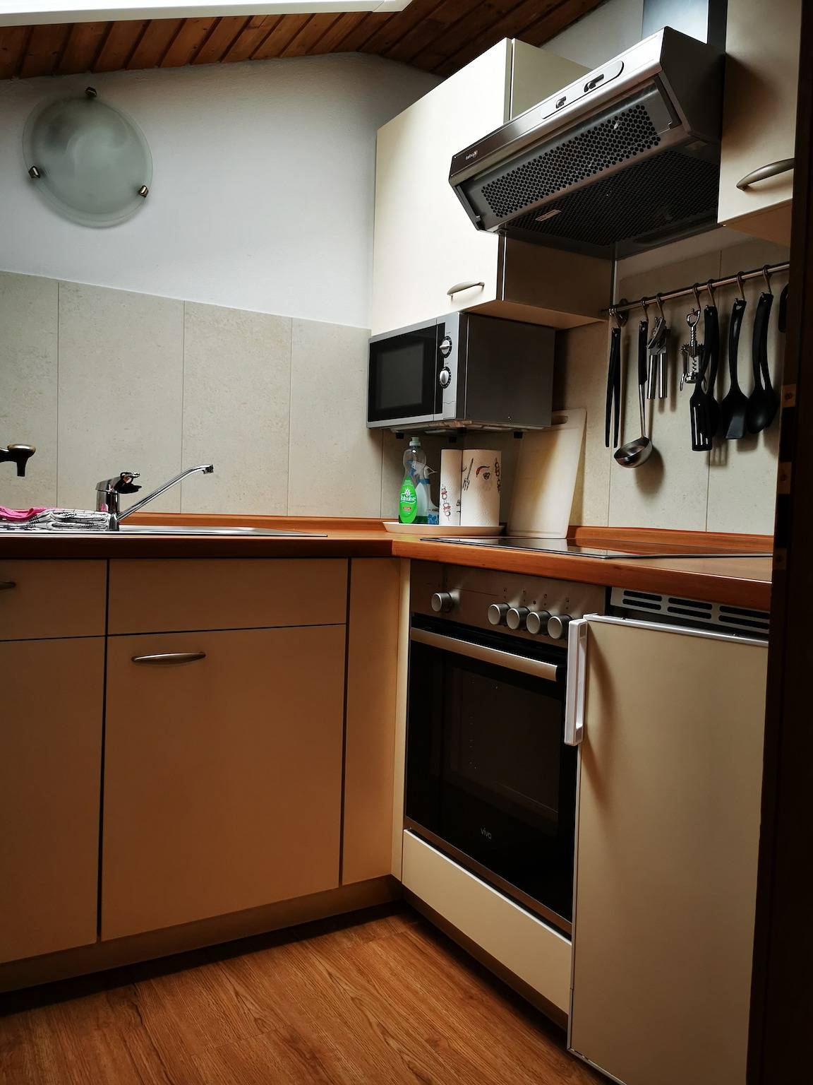Ganze Ferienwohnung, Gästehaus Christine - Ferienwohnung Bergblick für bis zu 3 Personen, 46qm, Dachgeschoss in Übersee, Chiemsee
