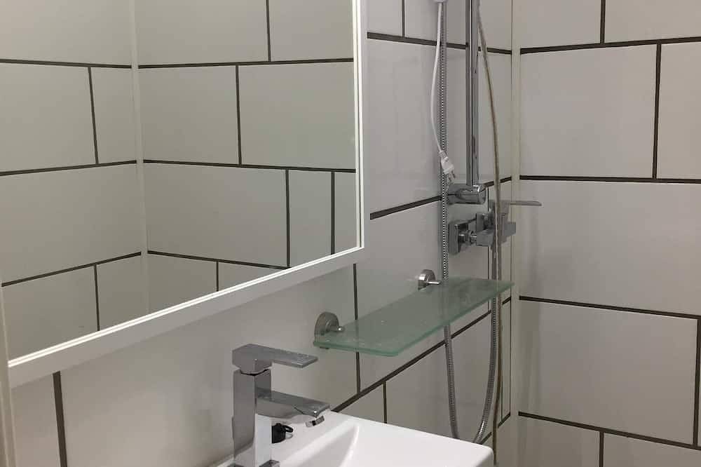 Bungalow in een rustige bosrijke omgeving direct aan het wandelpad in Reinhardtsdorf-Schöna, Elbezandsteengebergte