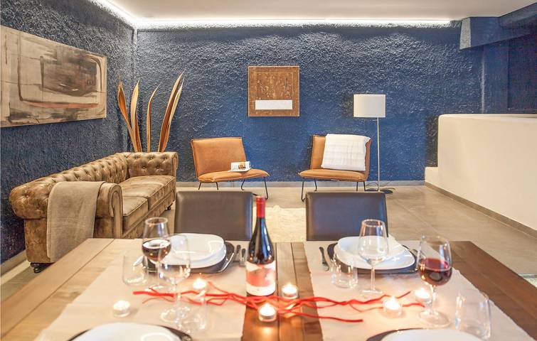 Apartamento con vistas al mar, aire acondicionado, piscina y terraza in Viagrande, Etna
