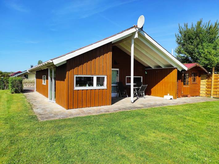 Ferienhaus für 4 Personen, mit Whirlpool und Terrasse sowie Garten und Sauna in Tönning