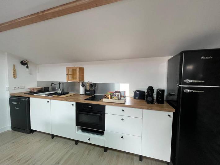 Location de vacances pour 6 personnes, avec vue et terrasse à Saint-Andéol-le-Château - 3