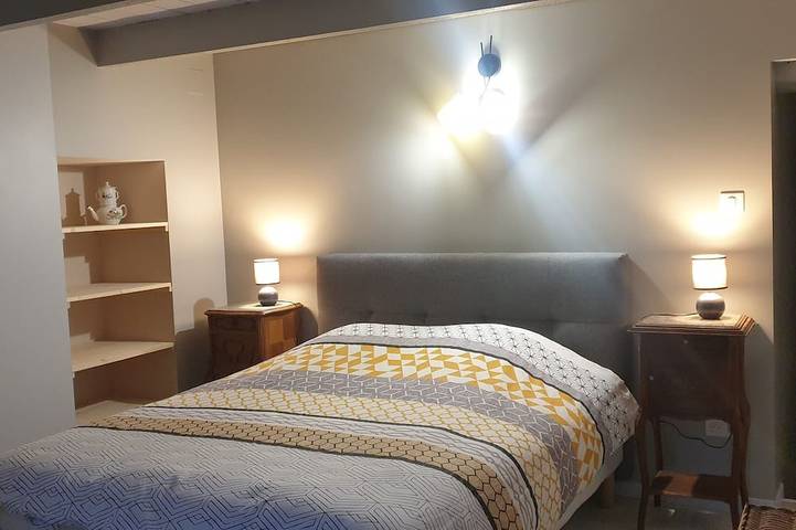 Chez Émile Logement Entier, 2 Chambres, Jardin Privé in Humes-Jorquenay, Haute-Marne