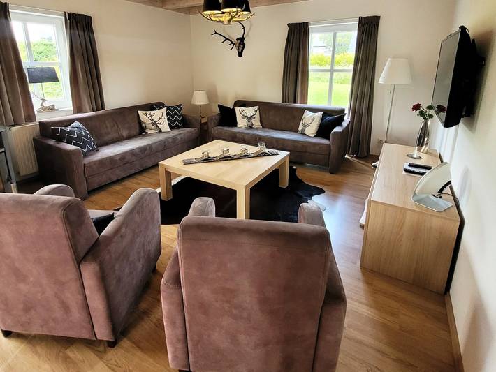 Chalet voor 8 personen, met terras en tuin in Winterberg