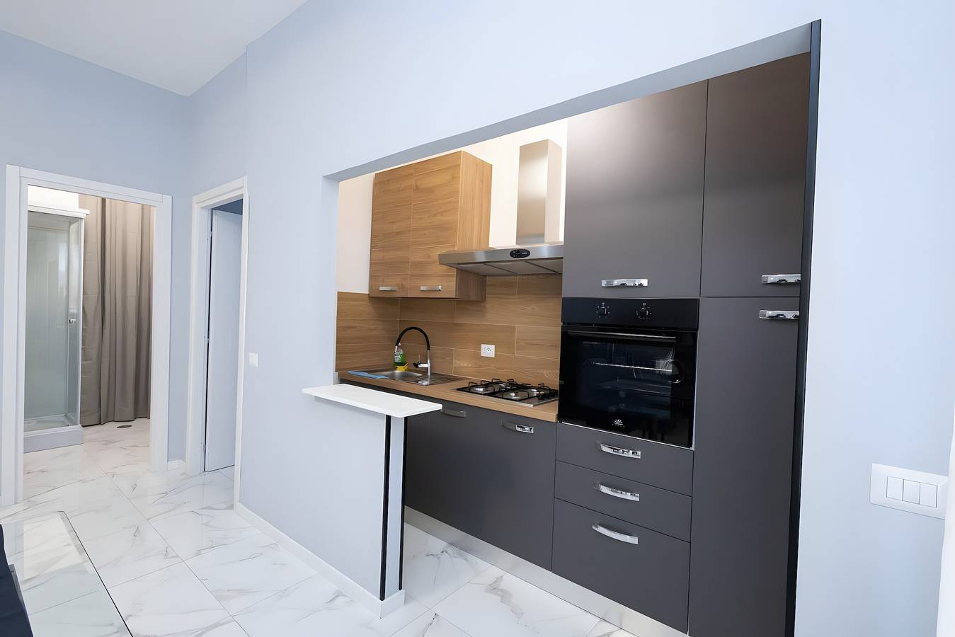 Appartement entier, Appartement 'Cf Luxury House' avec balcon, Wi-Fi et climatisation in Ostie, Rome