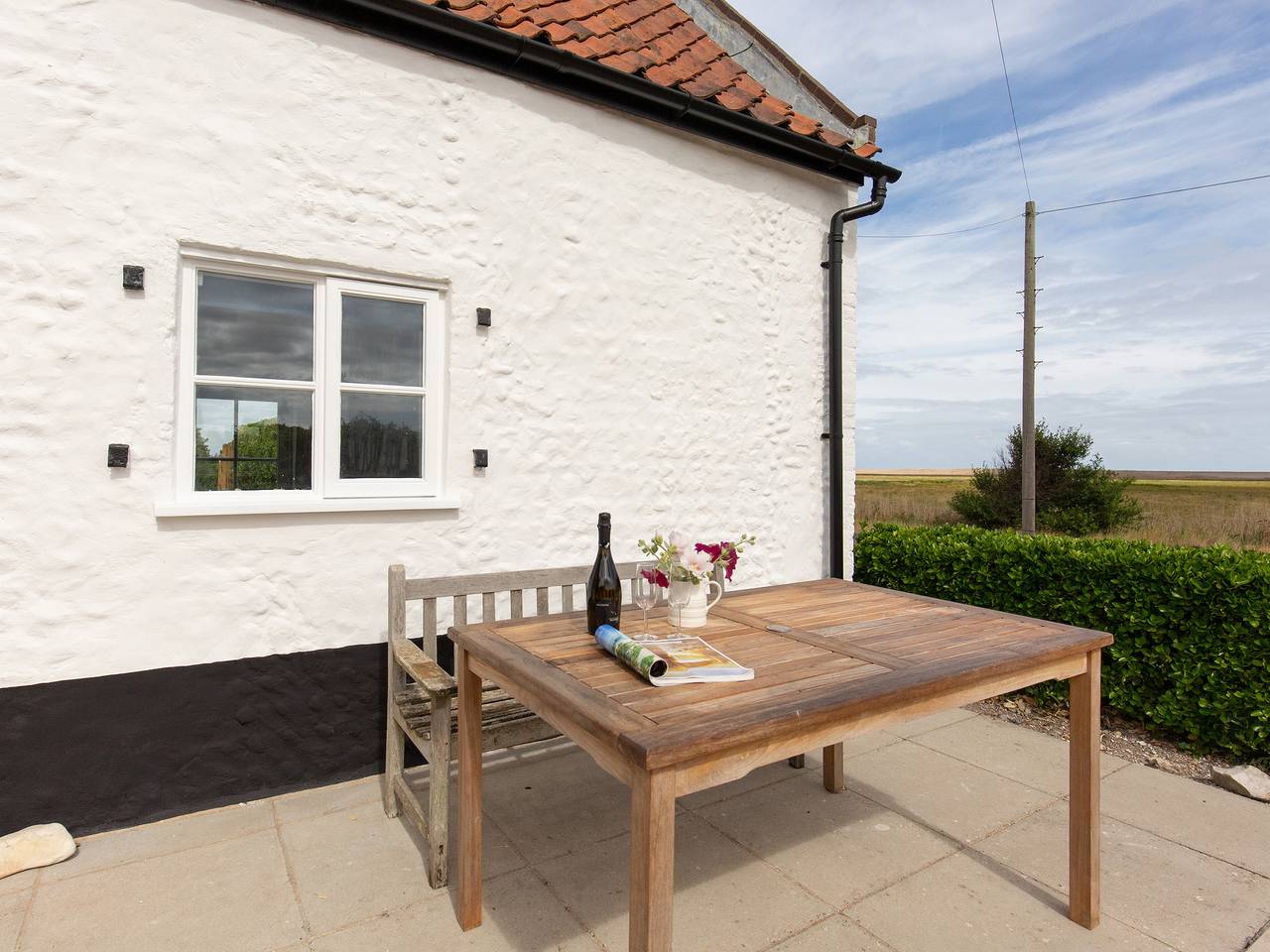 Cley Corner Cottage in Salthouse, Norfolk Coast