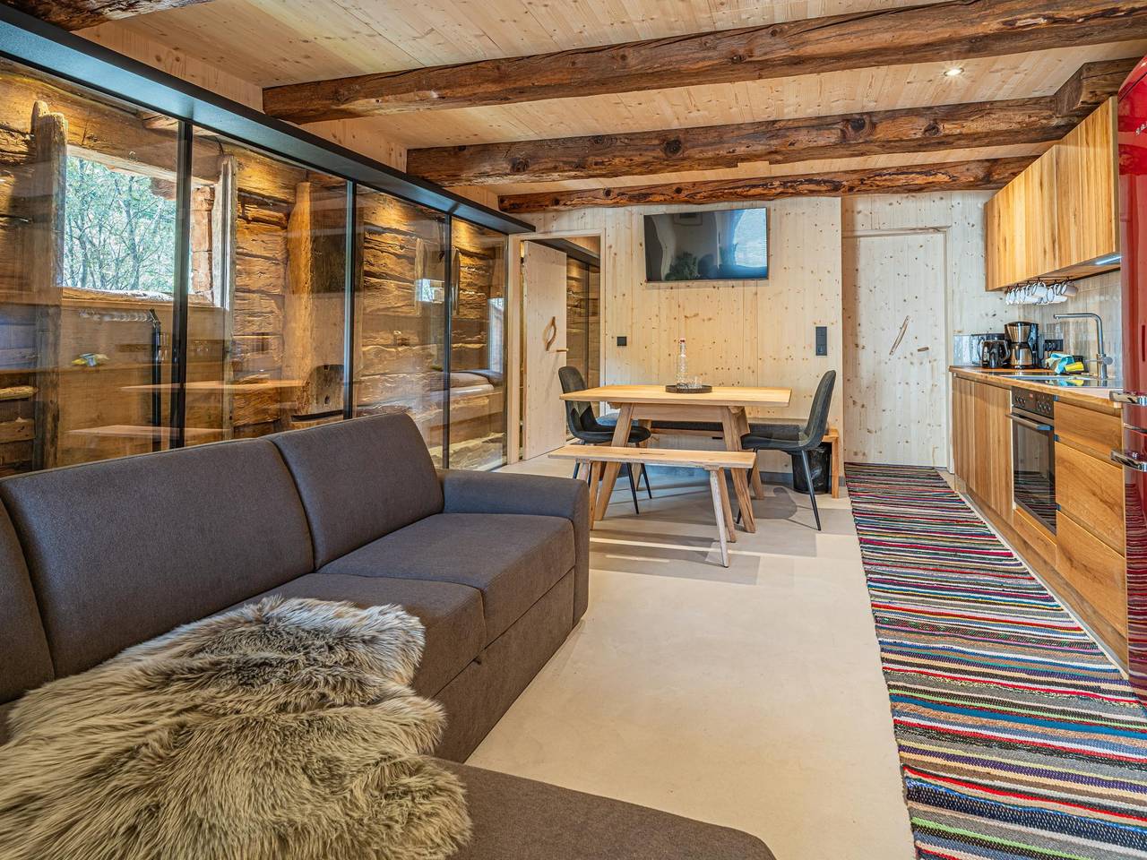 Ganze Wohnung, Charmantes Stallhaus-Apartment mit Terrasse in Matrei in Osttirol, Bezirk Lienz