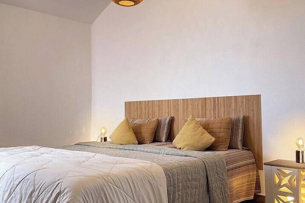 Co-Living at Casa Cocolores in Villaverde, La Oliva