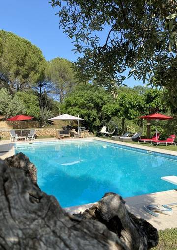 Chambre d’hôte pour 2 personnes, avec jardin et piscine à Flayosc